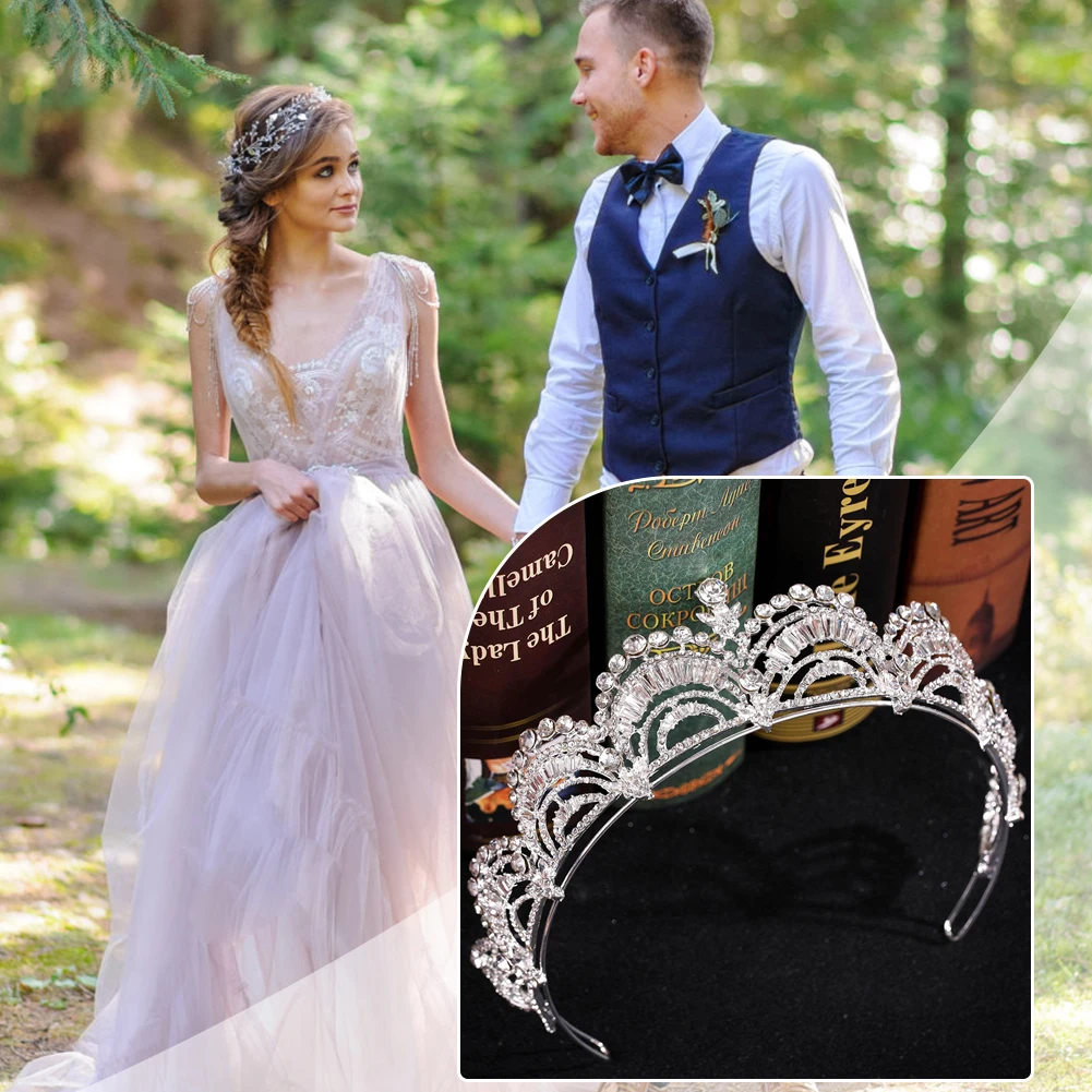 Shiny Rhinestone Headdress Charming Bridal Wedding Hairwear Anniversary Birthday Gift
Shiny Rhinestone Headdress Charming Bridal Wedding Hairwear Anniversary Birthday Gift