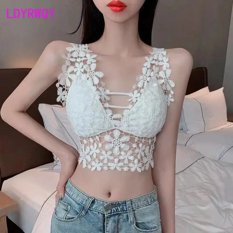 Korean version of hollow deep V sexy beautiful back lace camisole bottoming shirt Tanks Camis vest
Korean version of hollow deep V sexy beautiful back lace camisole bottoming shirt Tanks Camis vest