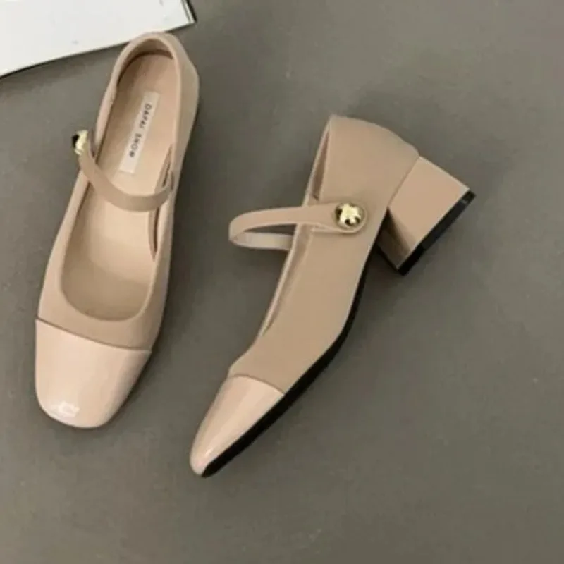 Туфли Мэри Джейн на толстом каблуке женские новые весенние Вечерние черные туфли на среднем каблуке с квадратным носком маленькие кожаные туфли
Туфли Мэри Джейн на толстом каблуке женские новые весенние Вечерние черные туфли на среднем каблуке с квадратным носком маленькие кожаные туфли