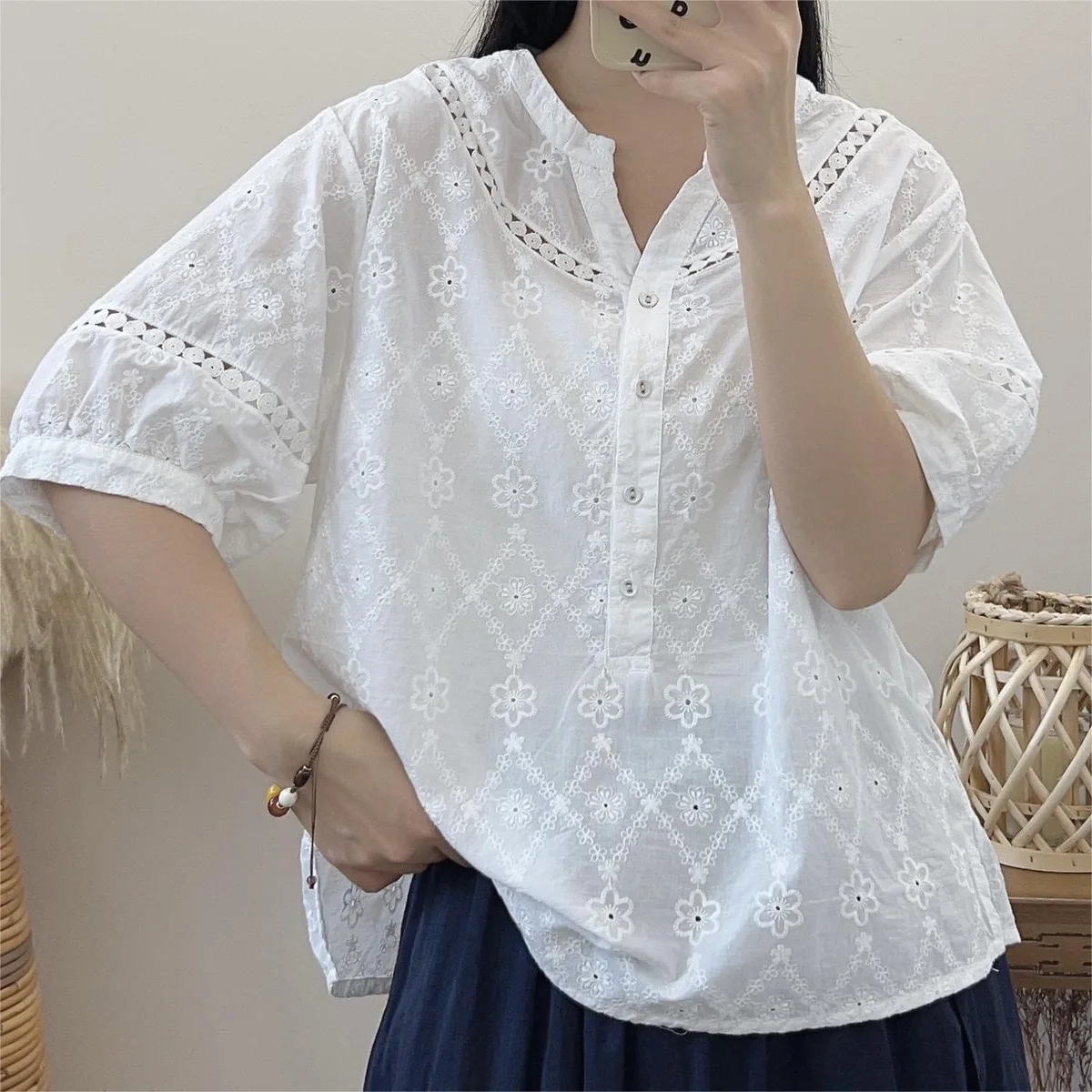 Women Elegant Boho White Blouse 2024 Japanese Fashion V Neck Embroidery Hollow Out Shirt Female Bohemian Clothing
Women Elegant Boho White Blouse 2024 Japanese Fashion V Neck Embroidery Hollow Out Shirt Female Bohemian Clothing