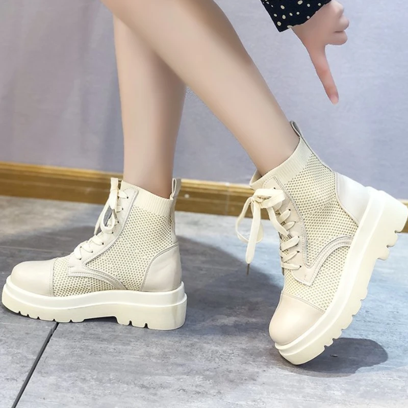 Женские ботинки с круглым носком, однотонные дышащие непромокаемые ботинки из сетчатой ткани, на платформе, со шнуровкой, Новинка осени 2023
Женские ботинки с круглым носком, однотонные дышащие непромокаемые ботинки из сетчатой ткани, на платформе, со шнуровкой, Новинка осени 2023