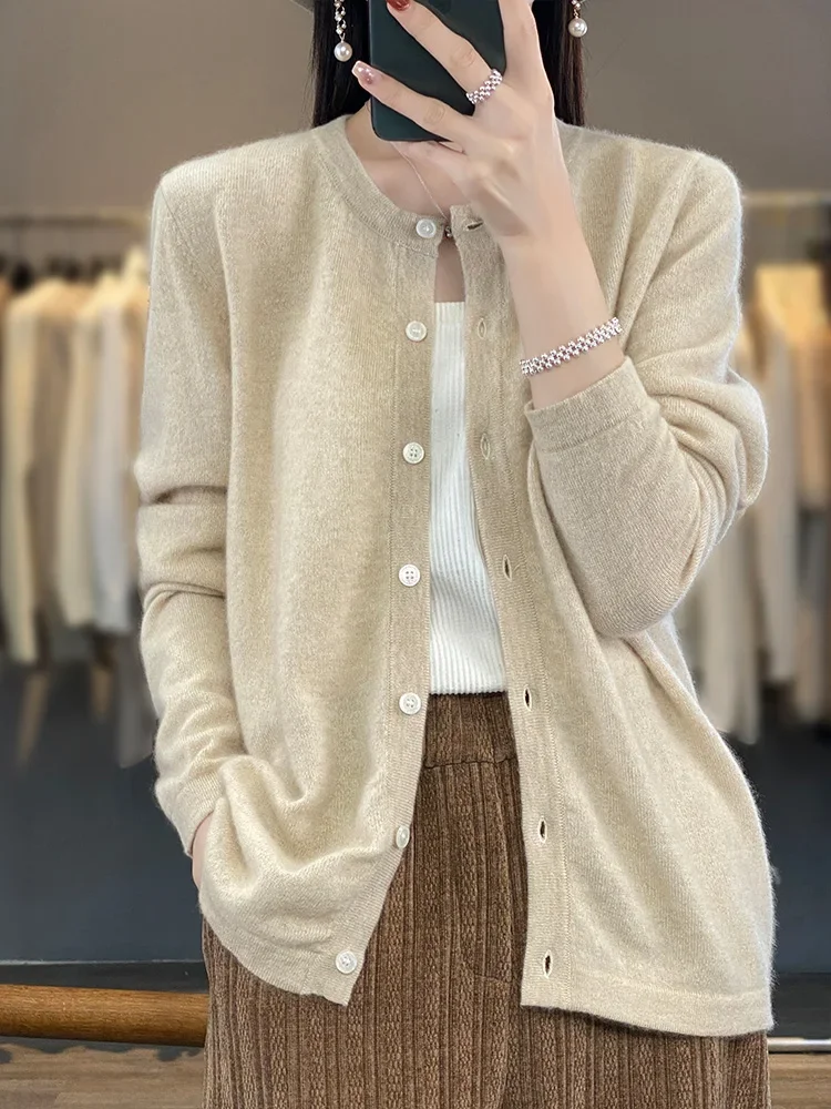 Spring Wool Cardigan Sweater Women O-neck Long Sleeve Top Korean Style New Outerwears Mujer Knit Oversize Pocket Designer Clothe
Spring Wool Cardigan Sweater Women O-neck Long Sleeve Top Korean Style New Outerwears Mujer Knit Oversize Pocket Designer Clothe
