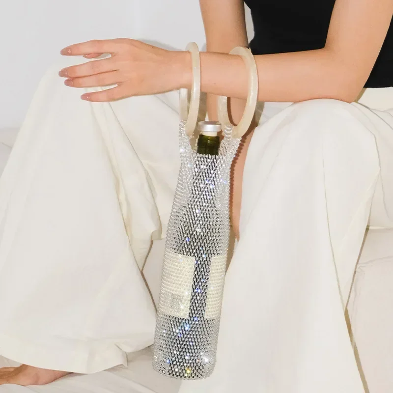 Portable Shiny Zircon Red Wine Cup Bag Water Bottle Cup Storage Bag High Quality Hollow Handwoven Mesh Handbag Birthday Gift
Portable Shiny Zircon Red Wine Cup Bag Water Bottle Cup Storage Bag High Quality Hollow Handwoven Mesh Handbag Birthday Gift