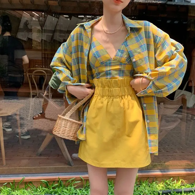 

Retro Royal Wind Hyunya Style Pattern Outfits Women's 2023 Summer Shirt Sling Halfbody Dress Flower Bud Skirt Three Piece Suit