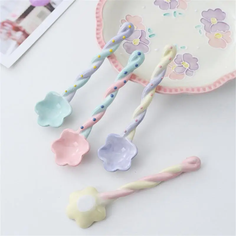 Искусственная ручка, ложка Kawaii, корейский мороженое, ручная роспись, десертная ложка с длинной ручкой, кухня
Искусственная ручка, ложка Kawaii, корейский мороженое, ручная роспись, десертная ложка с длинной ручкой, кухня