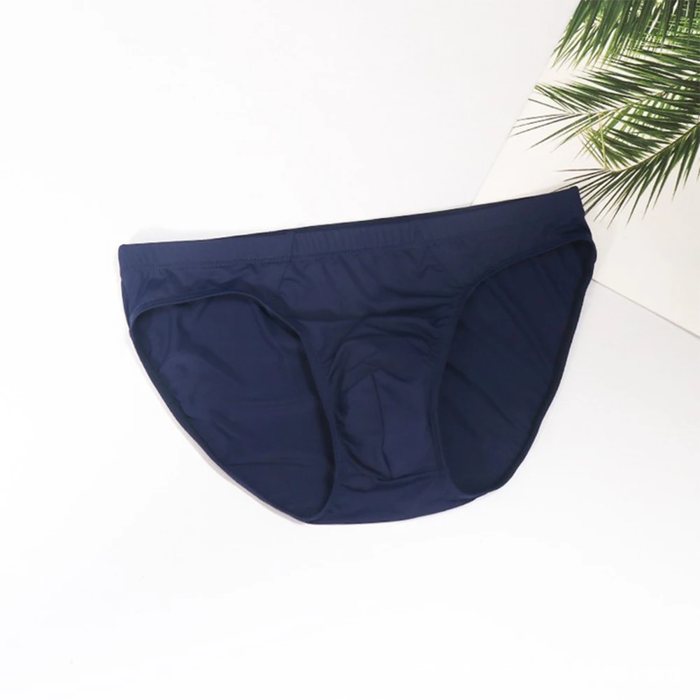 Men Ice Silk Sexy Underwear Soft Elastic Briefs Seamless Breathable Low Waist Bikini Panties Smooth Breathable Thong Swimwear
Men Ice Silk Sexy Underwear Soft Elastic Briefs Seamless Breathable Low Waist Bikini Panties Smooth Breathable Thong Swimwear