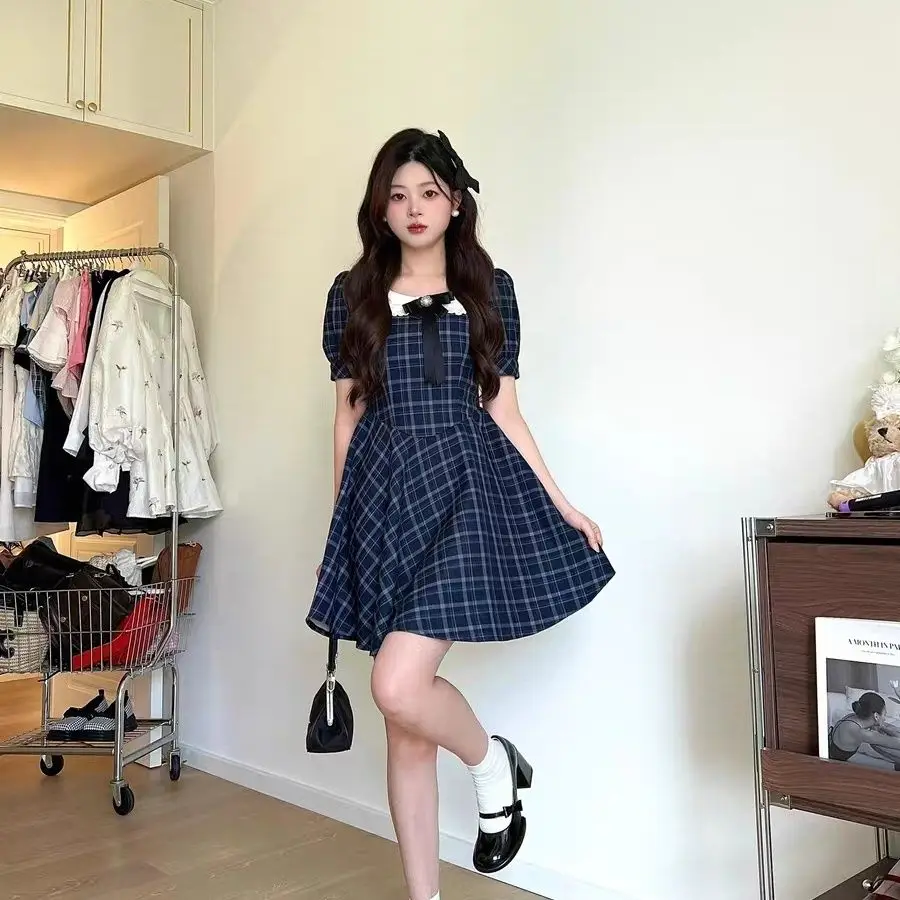 Doll Collar Plaid Dress Women Summer College Style Design Princess Dress Bubble Sleeve Waist Closing Skirt Sweet SpiceGirlsWomen
Doll Collar Plaid Dress Women Summer College Style Design Princess Dress Bubble Sleeve Waist Closing Skirt Sweet SpiceGirlsWomen