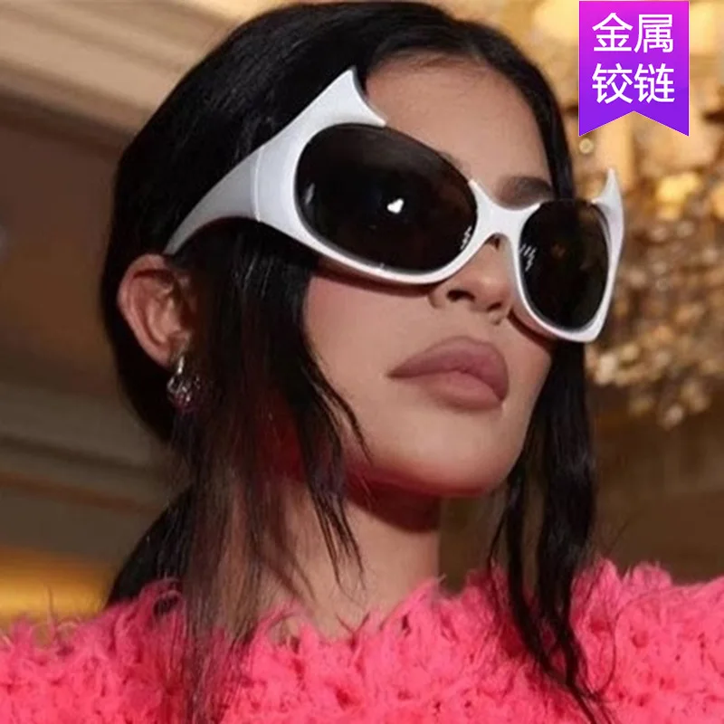 Sexy Gotham Cat Eye Sunglasses Women Vintage Luxury Brand Design Fashion Punk Sun Glasses Men Half Frame Halloween Funny Shades
Sexy Gotham Cat Eye Sunglasses Women Vintage Luxury Brand Design Fashion Punk Sun Glasses Men Half Frame Halloween Funny Shades