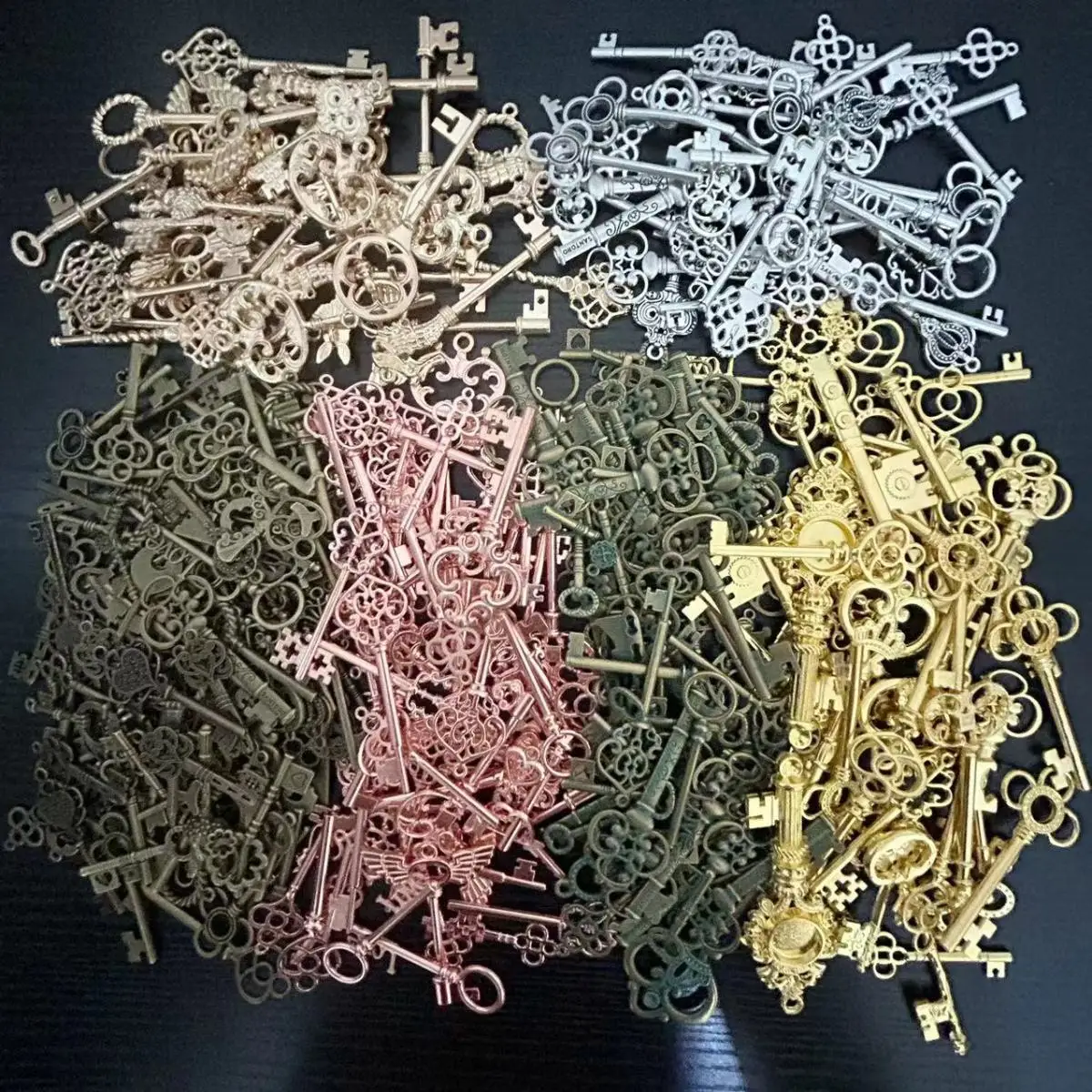 30g Vintage Metal Mixed 4 color key Charms Pendants For Jewelry Making Diy Handmade Jewelry
30g Vintage Metal Mixed 4 color key Charms Pendants For Jewelry Making Diy Handmade Jewelry