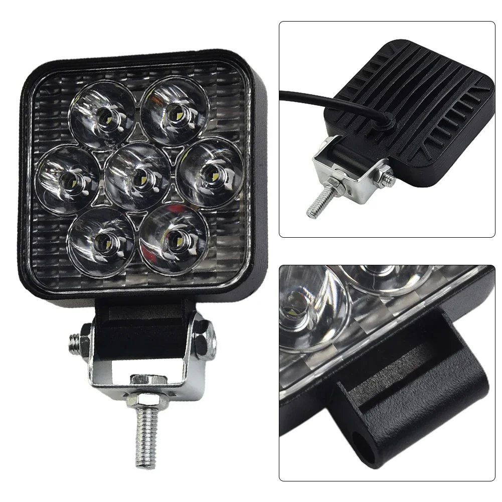LED Motorcycle Headlight Offroad Truck Driving 21W Spotlights Fog Lights 9-30V Universal Motorbike 6500K 7-LED Driving Lamps
LED Motorcycle Headlight Offroad Truck Driving 21W Spotlights Fog Lights 9-30V Universal Motorbike 6500K 7-LED Driving Lamps