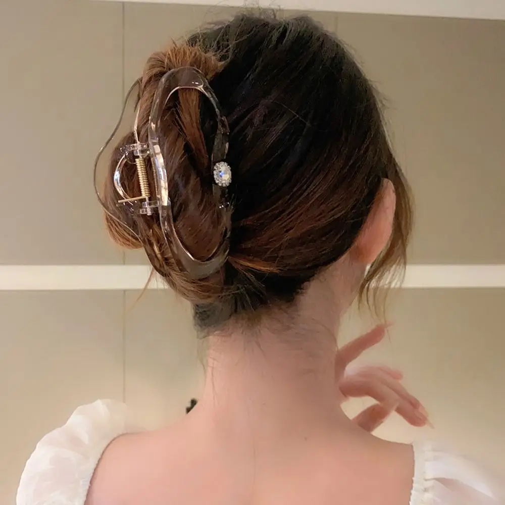 Акриловый зажим для волос в форме облака, простой прозрачный ажурный зажим для волос в форме акулы, акриловый зажим для волос на каждый день
Акриловый зажим для волос в форме облака, простой прозрачный ажурный зажим для волос в форме акулы, акриловый зажим для волос на каждый день