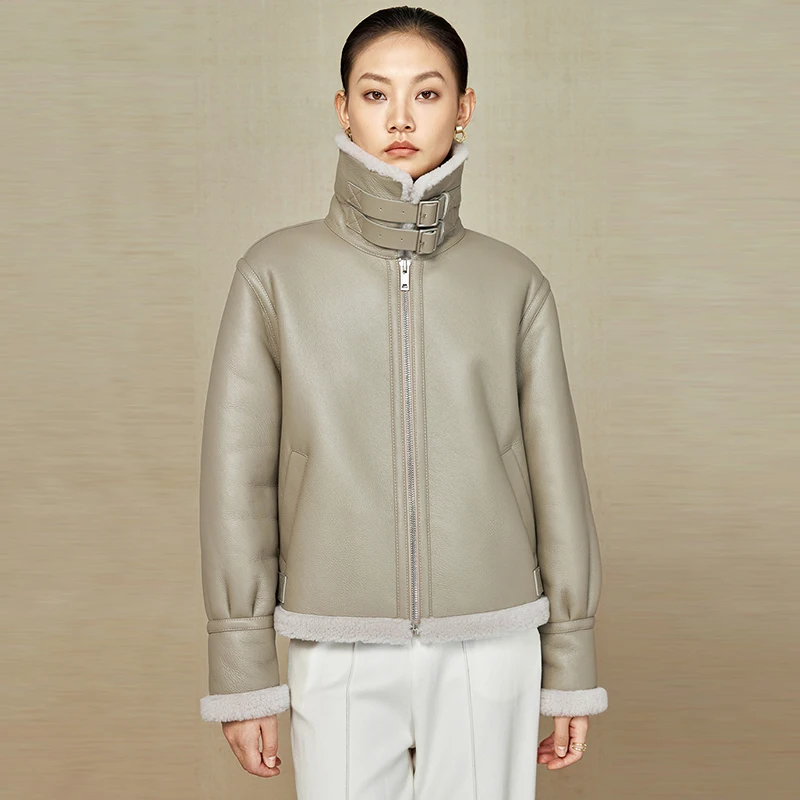 Natural Sheepskin Real Fur Coat Women Winter 2024 New High-end Thickened Warm Short Cold-proof Luxury Merino Sheep Fur Jacket
Natural Sheepskin Real Fur Coat Women Winter 2024 New High-end Thickened Warm Short Cold-proof Luxury Merino Sheep Fur Jacket