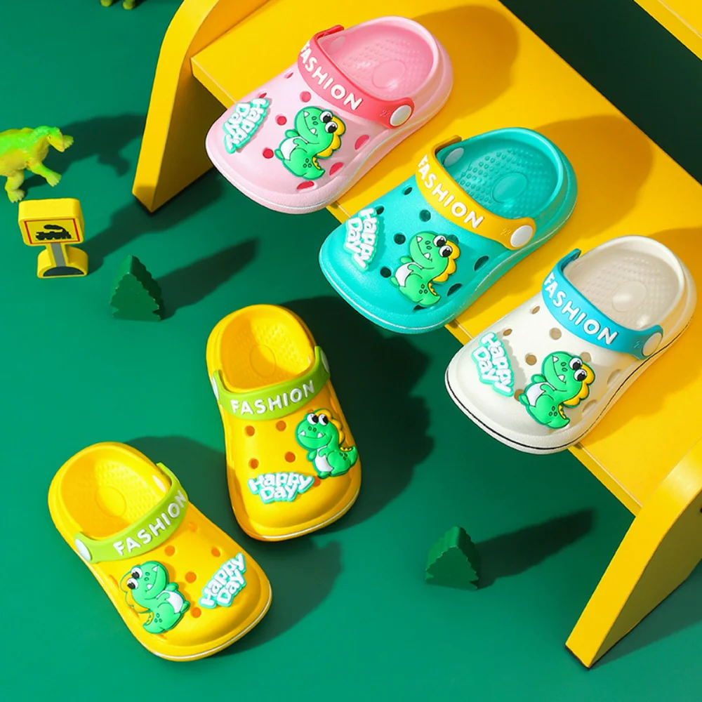 

Children Cave Slippers 2023 New Cartoon Dinosaur Cute Baotou Soft-bottomed Slippers Two Days Summer New Beach Shoes on The Beach