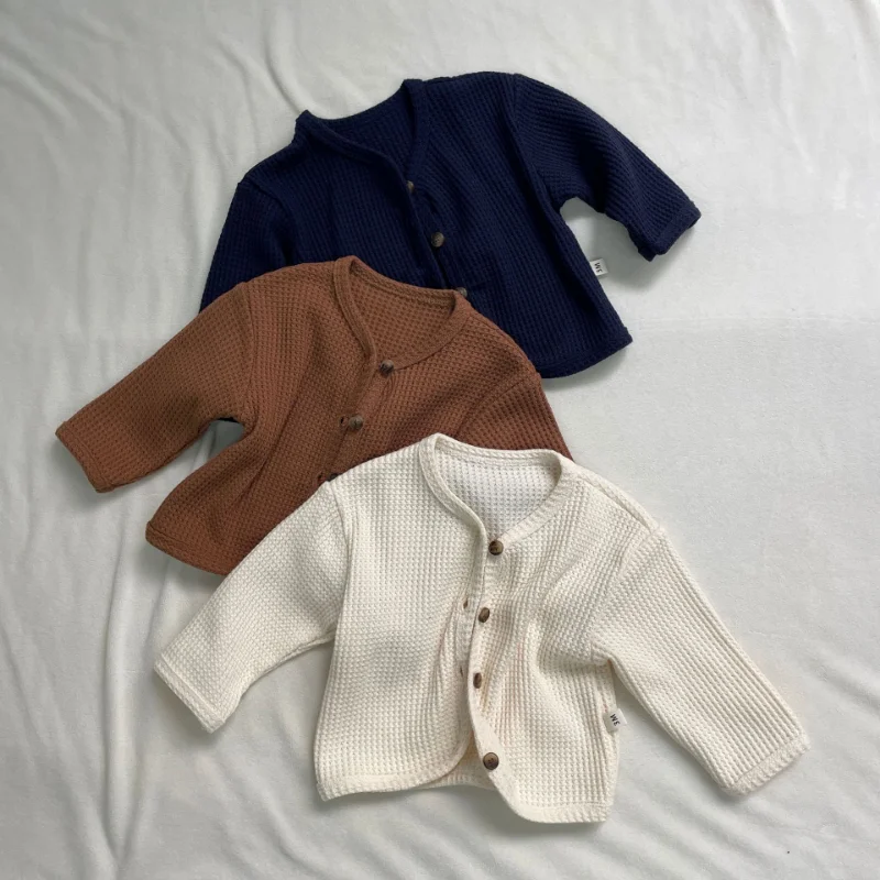 2023 New Autumn Baby Unisex Waffle Cardigan Toddler Thin Style Knitted Coat Boys Girls Outwear
2023 New Autumn Baby Unisex Waffle Cardigan Toddler Thin Style Knitted Coat Boys Girls Outwear