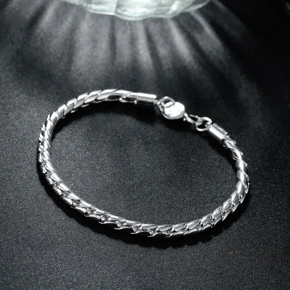 New Korean Fashion 4MM Twisted Rope Chain 925 Sterling Silver Bracelets for Men's Woman Jewelry Wedding Accessories Party Gifts
New Korean Fashion 4MM Twisted Rope Chain 925 Sterling Silver Bracelets for Men's Woman Jewelry Wedding Accessories Party Gifts