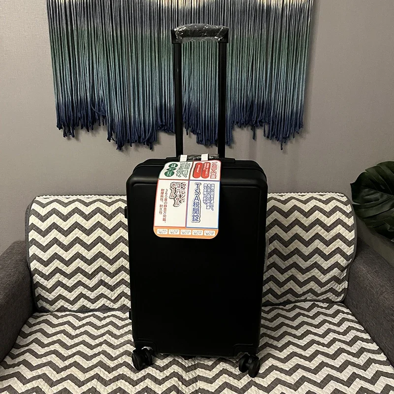 B065 Luggage Ultra Light Boarding Silent Universal Wheel Female 2 Password Zipper Trolley Box Exit
B065 Luggage Ultra Light Boarding Silent Universal Wheel Female 2 Password Zipper Trolley Box Exit