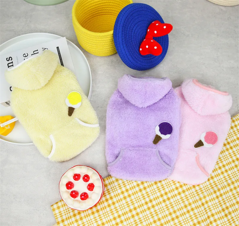 22 New Dog Autumn and Winter Three-color Hooded Ice Cream Two-legged Fleece Small Cat Pet Clothes Wholesale
22 New Dog Autumn and Winter Three-color Hooded Ice Cream Two-legged Fleece Small Cat Pet Clothes Wholesale