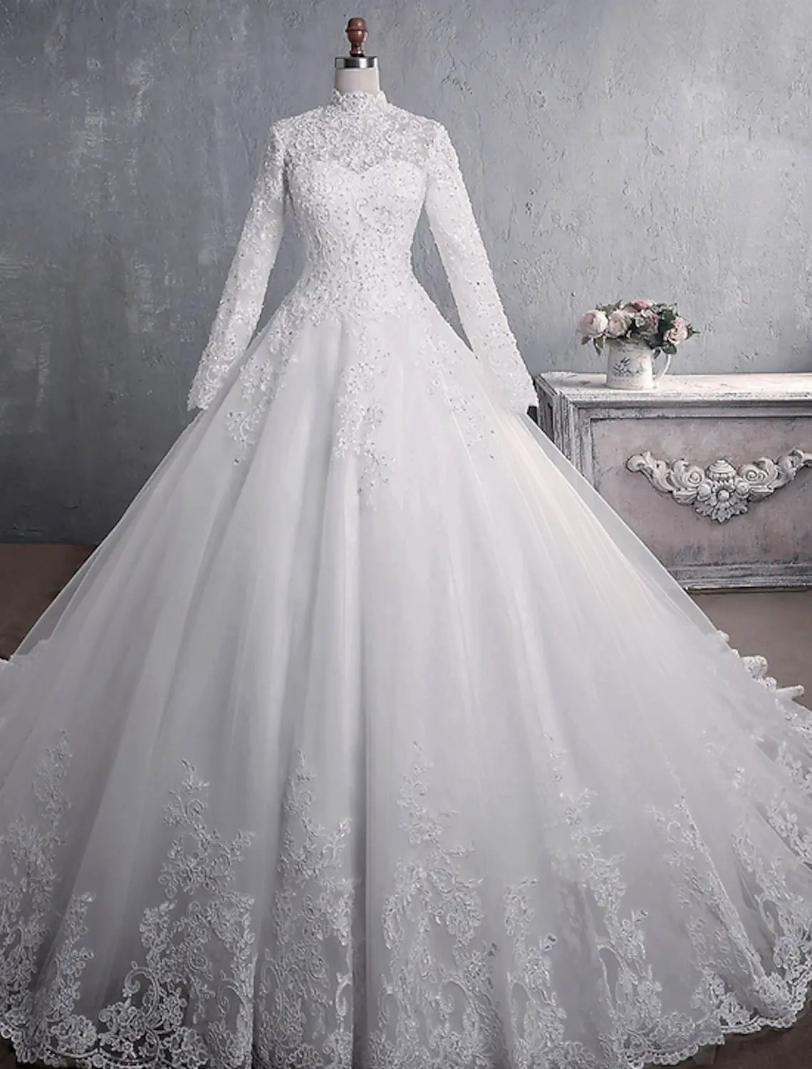 Elegant Ivory Court Train A-Line Long Sleeve High Neck Lace with Appliques Woman Wedding Dresses Bridal Engagement Party
Elegant Ivory Court Train A-Line Long Sleeve High Neck Lace with Appliques Woman Wedding Dresses Bridal Engagement Party