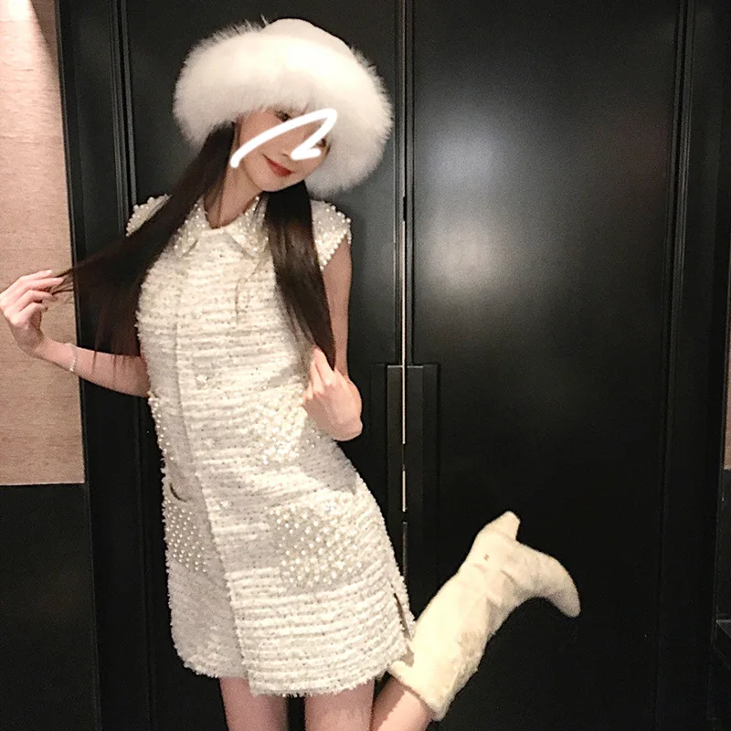 

High Street New Fashion 2024 Spring Women Summer Heavy Industry Pearls Embroidered Flares Multi Pocket Sequins Mini White Dress