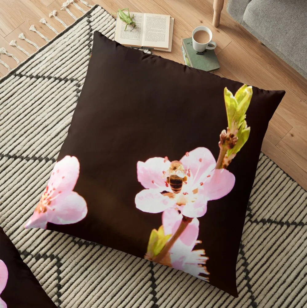 

Honey bee VII / Swiss Artwork Photography Floor Pillow Cusions Cover Cushion Cover Set