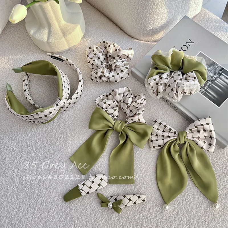 2023 Temperament Hair Ring Summer Matcha Green High Grade Bow Knot Hairpin Clip Rubber Band Headrope Hairpin Hairpin Set
2023 Temperament Hair Ring Summer Matcha Green High Grade Bow Knot Hairpin Clip Rubber Band Headrope Hairpin Hairpin Set