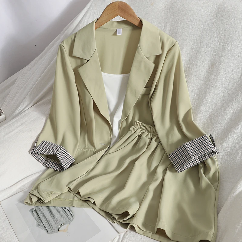 3pcs Blazer Cardigan Coat and Shorts and Camisole Suit Sets Women Plaid Elegant Office Ladies Work Jacket Sets Business Suits
3pcs Blazer Cardigan Coat and Shorts and Camisole Suit Sets Women Plaid Elegant Office Ladies Work Jacket Sets Business Suits
