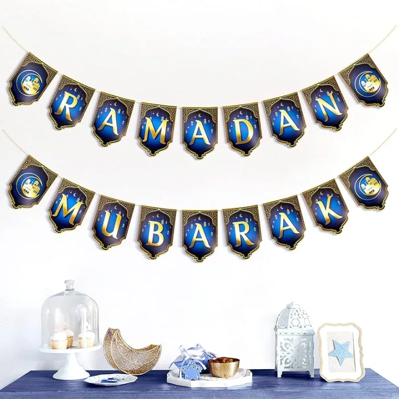 

Glitter Blue Gold RAMADAN MUBARAK Banner with Star Crescent Moon Lantern Mosque Flag Banner Decor for Happy EID Home Decorations