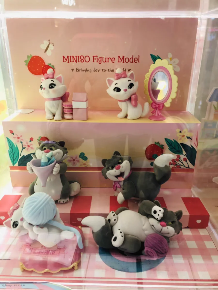 

New Miniso Disney Lucifer Marie Cat Blind Box Figure Mysterious Kawaii Box Fluffy Cat Guess Bag Toy Surprise Xmas Gift Decor