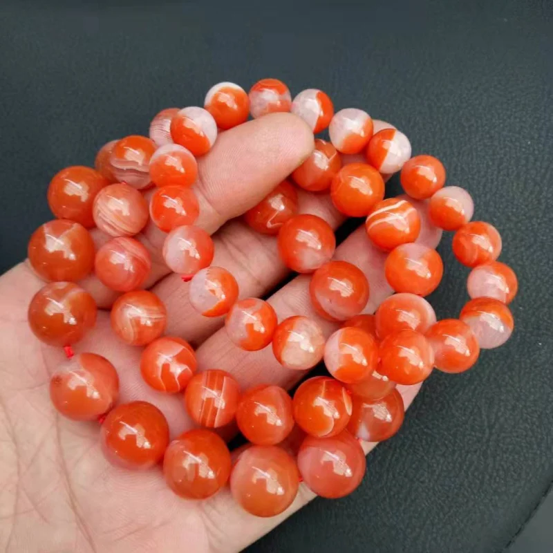 Ювелирные изделия Южный красный агат браслет сырой руды красного и белого цвета с зерном
Ювелирные изделия Южный красный агат браслет сырой руды красного и белого цвета с зерном