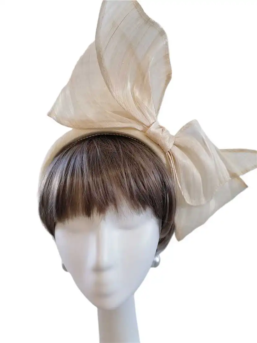 Hemp Floral Chapeau Women Evening Party Cap Victorian Cosplay Medieval Feather Hats Vintage Girls Hats Bohemia
Hemp Floral Chapeau Women Evening Party Cap Victorian Cosplay Medieval Feather Hats Vintage Girls Hats Bohemia