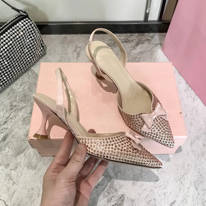 European and American New Sexy Slim High Heels Bowknot Rhinestone Shallow Mouth Women's Sandals
European and American New Sexy Slim High Heels Bowknot Rhinestone Shallow Mouth Women's Sandals