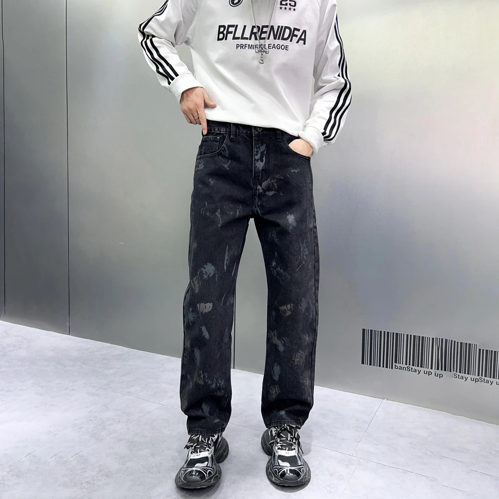Stylish Black Man Jeans Graghic Painted Casual Denim Mid Waist Autumn Men's Designer Pants
Stylish Black Man Jeans Graghic Painted Casual Denim Mid Waist Autumn Men's Designer Pants