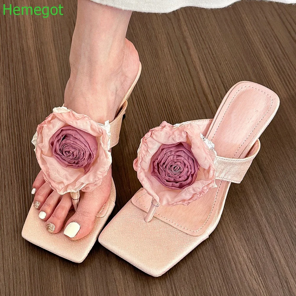 

Satin Rose Flower Outdoor Slippers 2024 Summer New Casual Gentle Vacation Thin Heel Flip Flops Fashion Women Slides