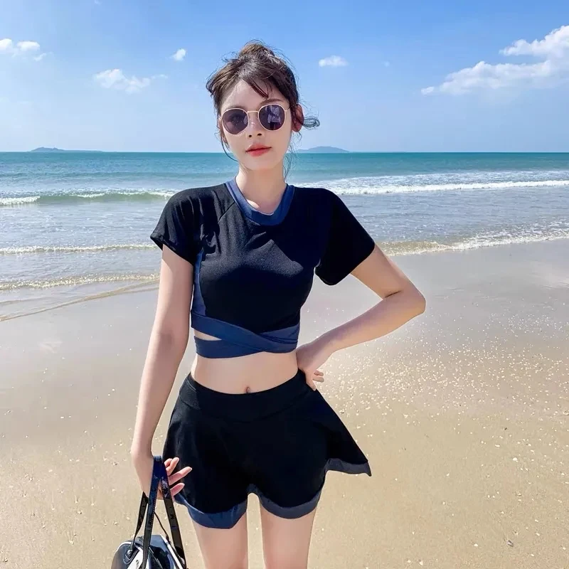 2024 New Split Two Piece Swimming Suit Sweet And Cute Girl Student Conservative Slimming Flat Angle Swimming Suit Black And Blue
2024 New Split Two Piece Swimming Suit Sweet And Cute Girl Student Conservative Slimming Flat Angle Swimming Suit Black And Blue