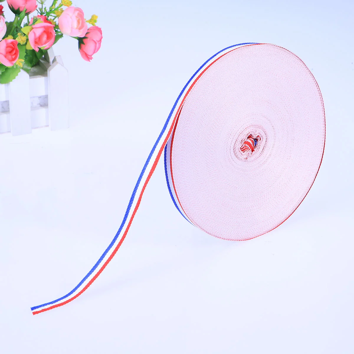 1CM Stripes Ribbon 50M/Roll for Costume Bag Gifts Wrapping Party Wedding Supplies (Red White and Blue)
1CM Stripes Ribbon 50M/Roll for Costume Bag Gifts Wrapping Party Wedding Supplies (Red White and Blue)