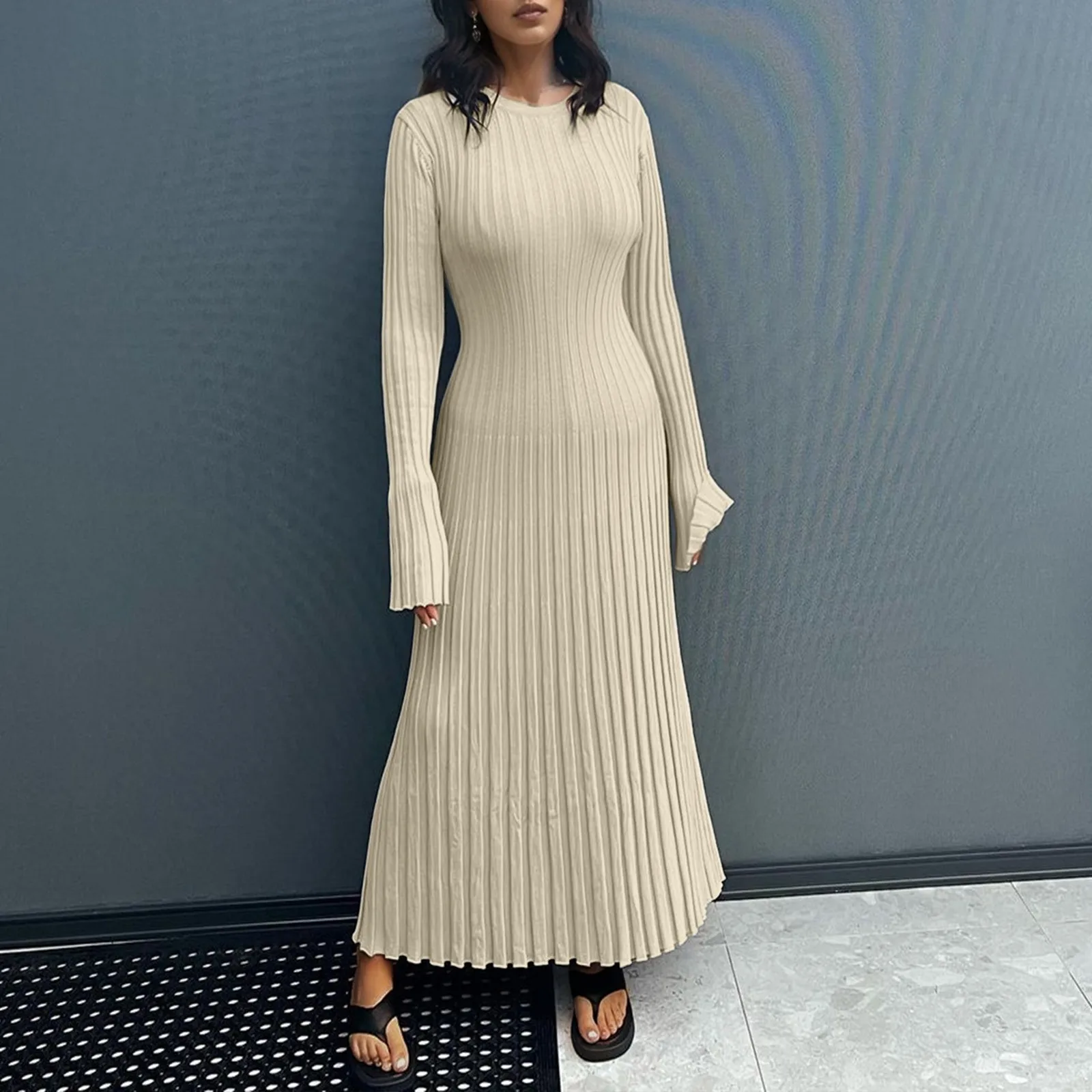 Women's Knitted Dress Round Neck Big Pit Strip Slim Pullover Long Maxi Dresses Long Sleeve Solid Color Casual Dress
Women's Knitted Dress Round Neck Big Pit Strip Slim Pullover Long Maxi Dresses Long Sleeve Solid Color Casual Dress
