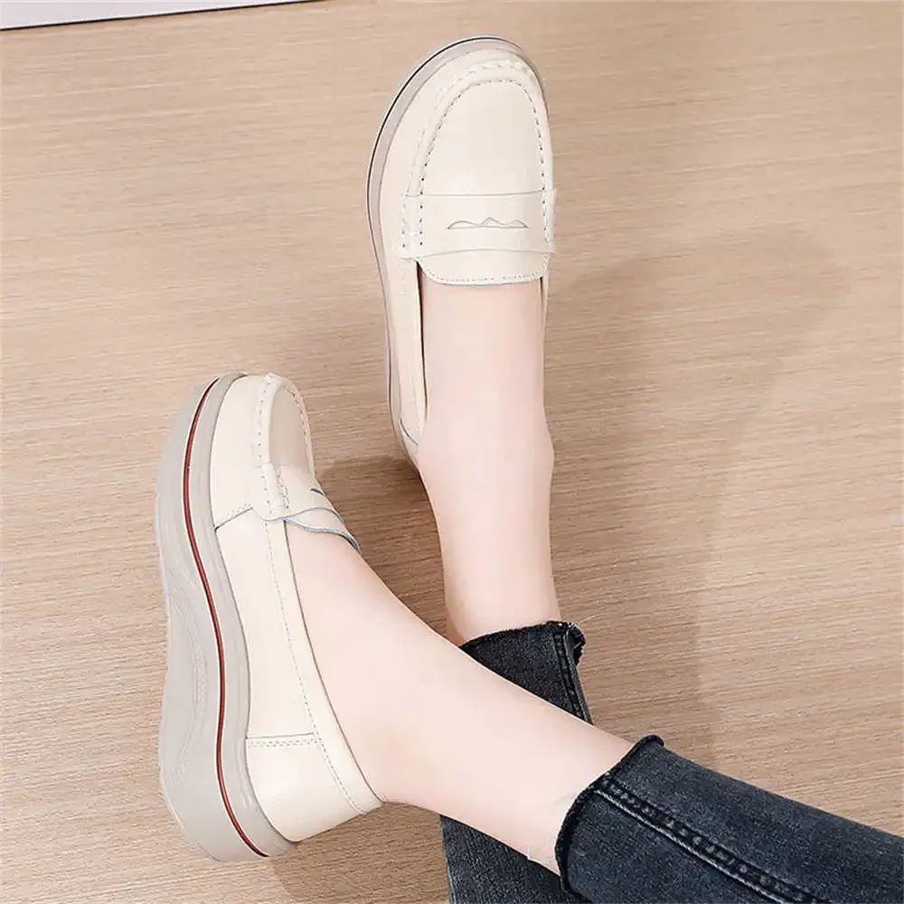 Женские ботинки без шнуровки maucна, синие вулканизированные белые кроссовки для скейтборда, спортивная обувь в стиле ретро, 2024
Женские ботинки без шнуровки maucна, синие вулканизированные белые кроссовки для скейтборда, спортивная обувь в стиле ретро, 2024