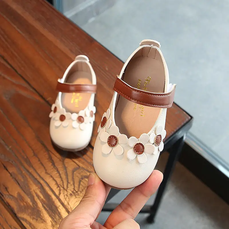 Baby Girl Casual Shoes Infant Toddler Floral Non-slip Rubber Soft-Sole Flat PU Decor Mary Janes Princess Shoes For Girl
Baby Girl Casual Shoes Infant Toddler Floral Non-slip Rubber Soft-Sole Flat PU Decor Mary Janes Princess Shoes For Girl