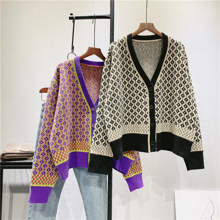 2022 Autumn Women's Literary And Artistic Retro Style Geometric Jacquard Sweater Coat Loose Skinny Knitting Cardigan
2022 Autumn Women's Literary And Artistic Retro Style Geometric Jacquard Sweater Coat Loose Skinny Knitting Cardigan