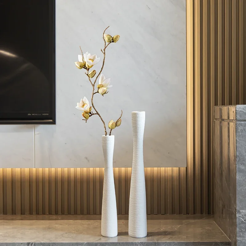 Vase ornaments, white living room entrance decorations, flower arrangements, dried flowers, floor-to-ceiling TV cabinets, tall a
Vase ornaments, white living room entrance decorations, flower arrangements, dried flowers, floor-to-ceiling TV cabinets, tall a