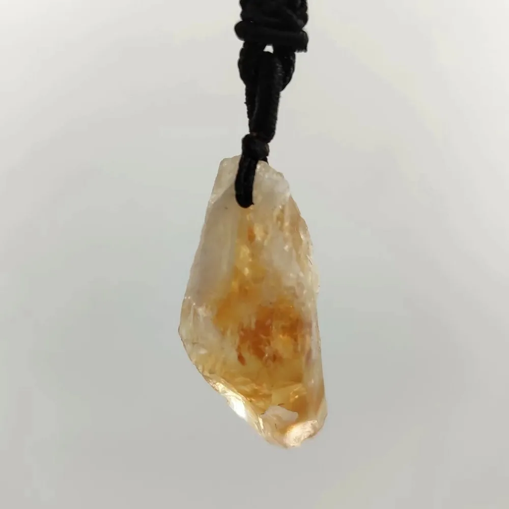 1pc Natural Citrine Point Raw Stone Pendant Yellow Quartz Crystal Reiki Healing Necklace Mineral Energy Rope Men Women Gift
1pc Natural Citrine Point Raw Stone Pendant Yellow Quartz Crystal Reiki Healing Necklace Mineral Energy Rope Men Women Gift
