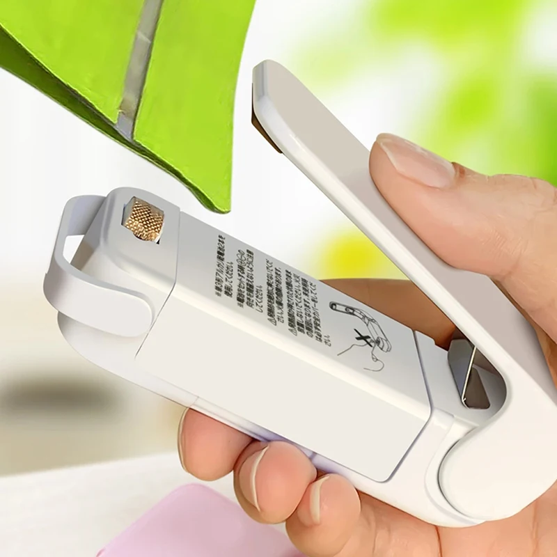 Mini Heat Sealing Bag Machine Package Sealer Bags Thermal Plastic Food Bag Closure Portable Sealer Packing Kitchen Accessories 
Mini Heat Sealing Bag Machine Package Sealer Bags Thermal Plastic Food Bag Closure Portable Sealer Packing Kitchen Accessories