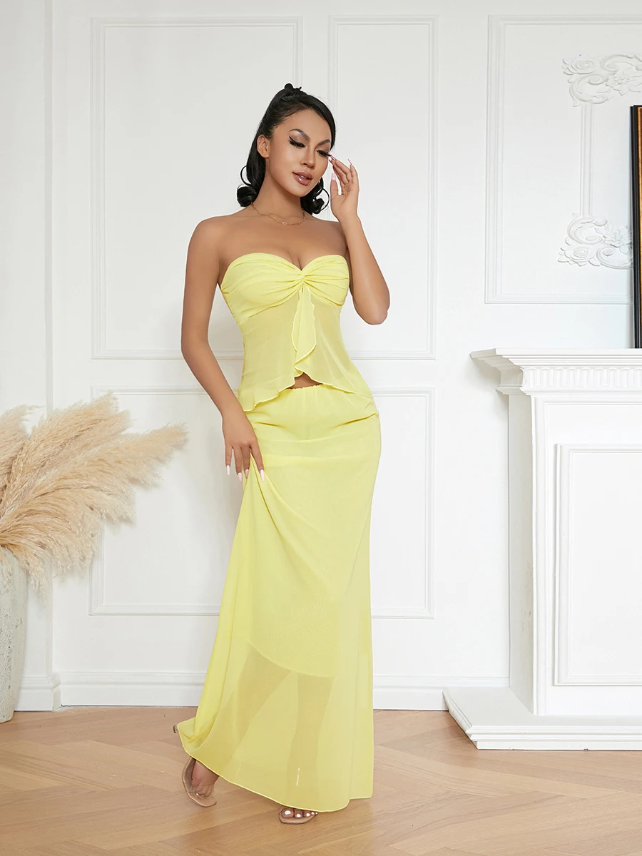 New Fashion Womens Two Piece Summer Outfits Strapless Ruched Tube Tops And Long Skirt Set Beachwear Skin-Friendly Hot Sale
New Fashion Womens Two Piece Summer Outfits Strapless Ruched Tube Tops And Long Skirt Set Beachwear Skin-Friendly Hot Sale