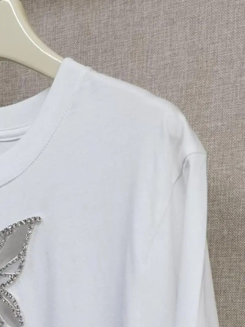 Butterfly Beading Hollow Out T-Shirt for Women Round Neck Short Sleeve Casual Tees Elegant Summer 2024 New Ladies Tops
Butterfly Beading Hollow Out T-Shirt for Women Round Neck Short Sleeve Casual Tees Elegant Summer 2024 New Ladies Tops