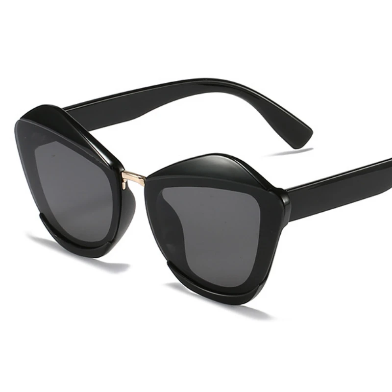 Retro Cat Eye Women Sunglasses Shades UV400 Fashion Eyebrow Decoration Gradient Lens Men Trending Sun Glasses
Retro Cat Eye Women Sunglasses Shades UV400 Fashion Eyebrow Decoration Gradient Lens Men Trending Sun Glasses