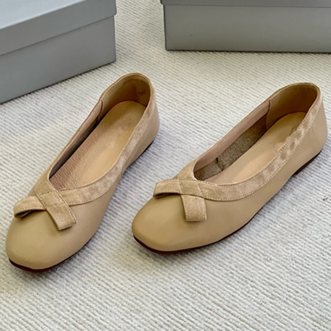 Maxdutti French Fashion Women's Casual Commuting Flat Shoes Super Soft Sheep Slip-On Loafers Women Shoes Woman
Maxdutti French Fashion Women's Casual Commuting Flat Shoes Super Soft Sheep Slip-On Loafers Women Shoes Woman