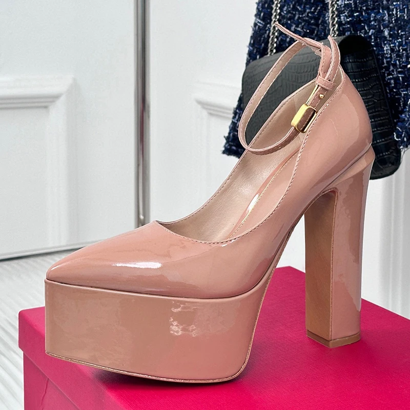 Ladies Super High Heels Summer New Patent Lather Material Banquet Women Pumps Luxury Pointed Toe Platform Single Shoes
Ladies Super High Heels Summer New Patent Lather Material Banquet Women Pumps Luxury Pointed Toe Platform Single Shoes