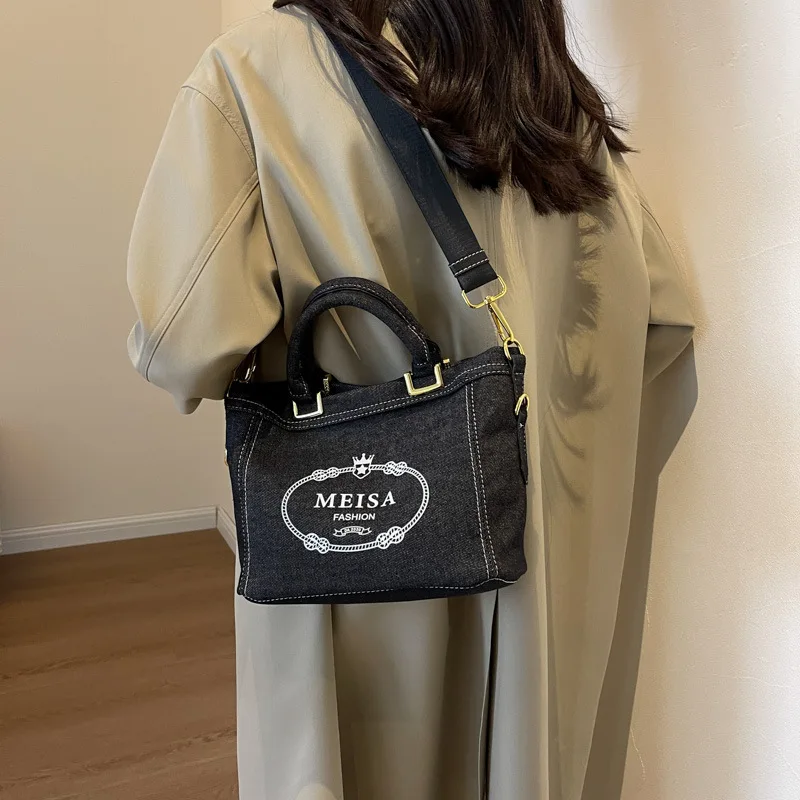 New Shoulder Bag Female Crossbody Handbag Blue Denim Jeans Cotton Luxury Totes Designer Bags Women Purse
New Shoulder Bag Female Crossbody Handbag Blue Denim Jeans Cotton Luxury Totes Designer Bags Women Purse