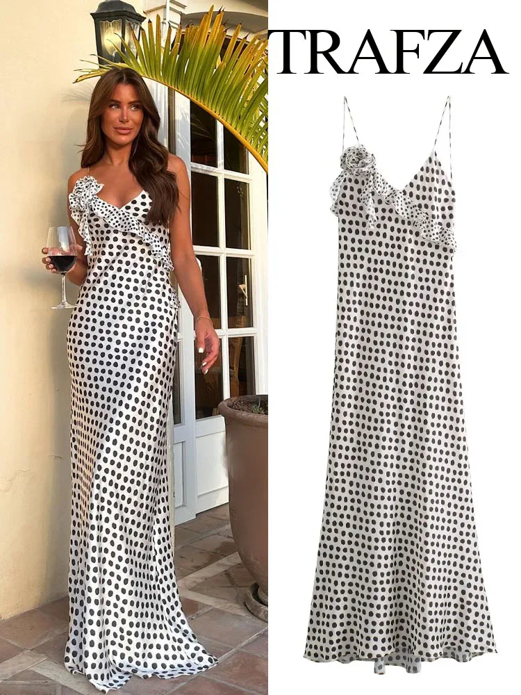 Женское атласное платье с оборками, V-образным вырезом и цветочным принтом 
Женское атласное платье с оборками, V-образным вырезом и цветочным принтом