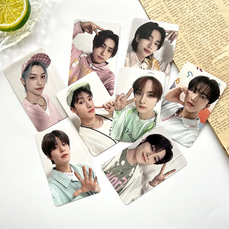 8 шт./компл. Kpop Air-ful бродячие Детские двухсторонние ломо-карты Феликс HyunJin фото-карты BangChan сынмин Открытка Подарок Поклонники Merch
8 шт./компл. Kpop Air-ful бродячие Детские двухсторонние ломо-карты Феликс HyunJin фото-карты BangChan сынмин Открытка Подарок Поклонники Merch